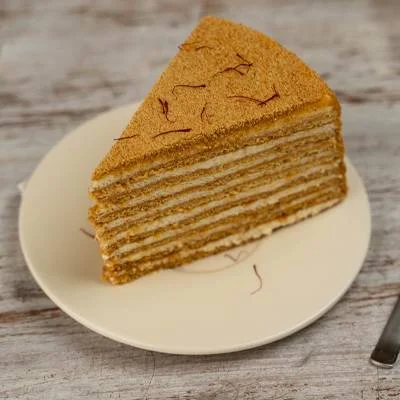 Ready to taste the best cake of your life? Our Hive Honey Cake is the ... |  TikTok